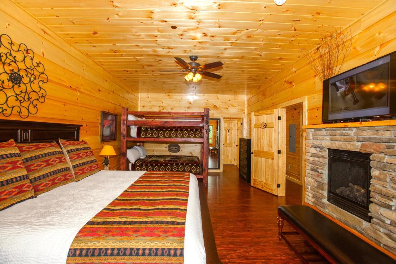 Foxwood Mansion Cabin Pittman Center Екстер'єр фото
